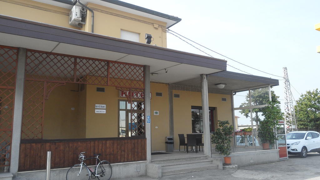 Autostop Duardi Hotell Bertinoro Exteriör bild