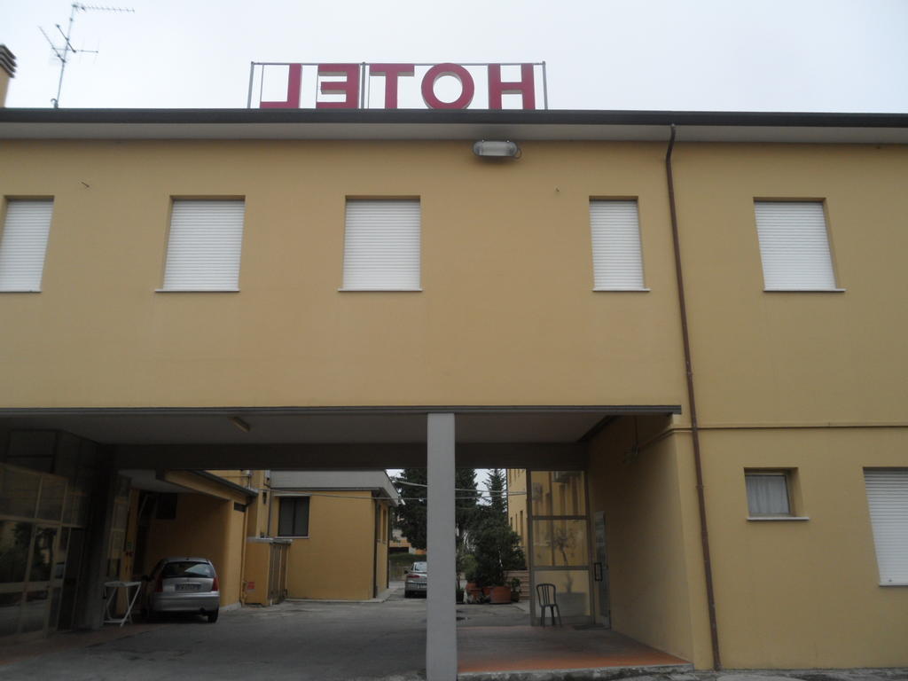 Autostop Duardi Hotell Bertinoro Exteriör bild